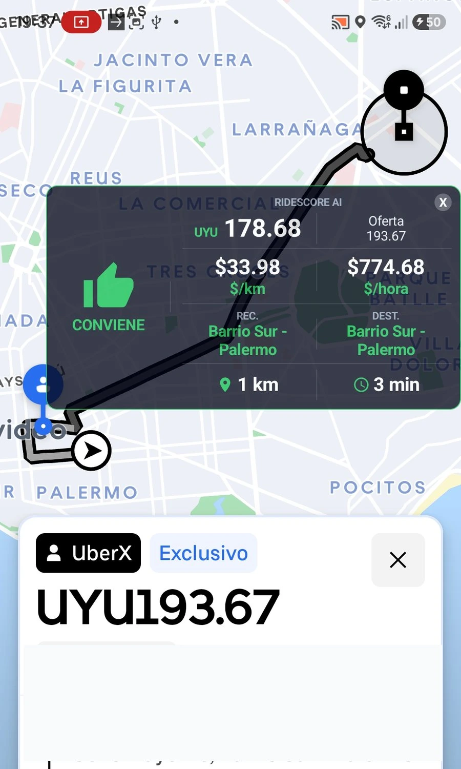 Captura completa y segura de RideScore AI mostrando overlay sobre una plataforma de viaje compatible